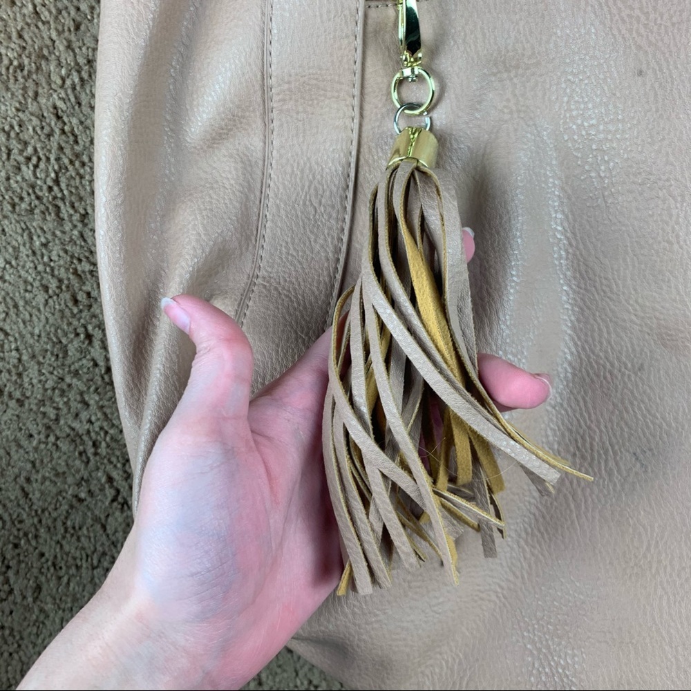 Steve Madden Crossbody Tote Bag - Picture 8 of 14